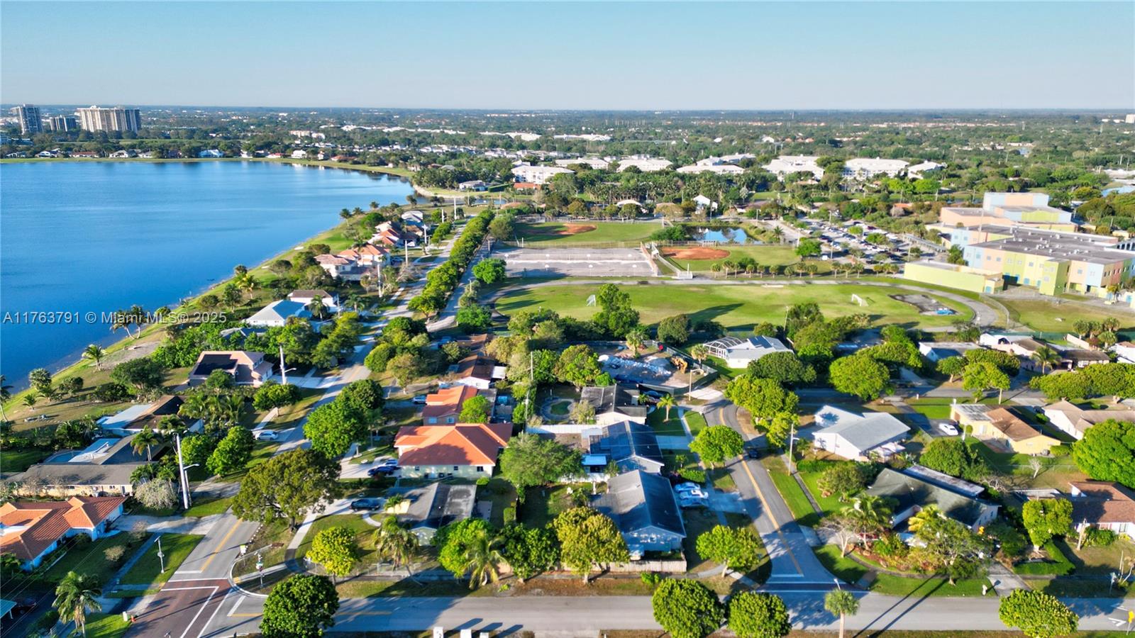 WESTFIELD AT WPB - Residential Lease
