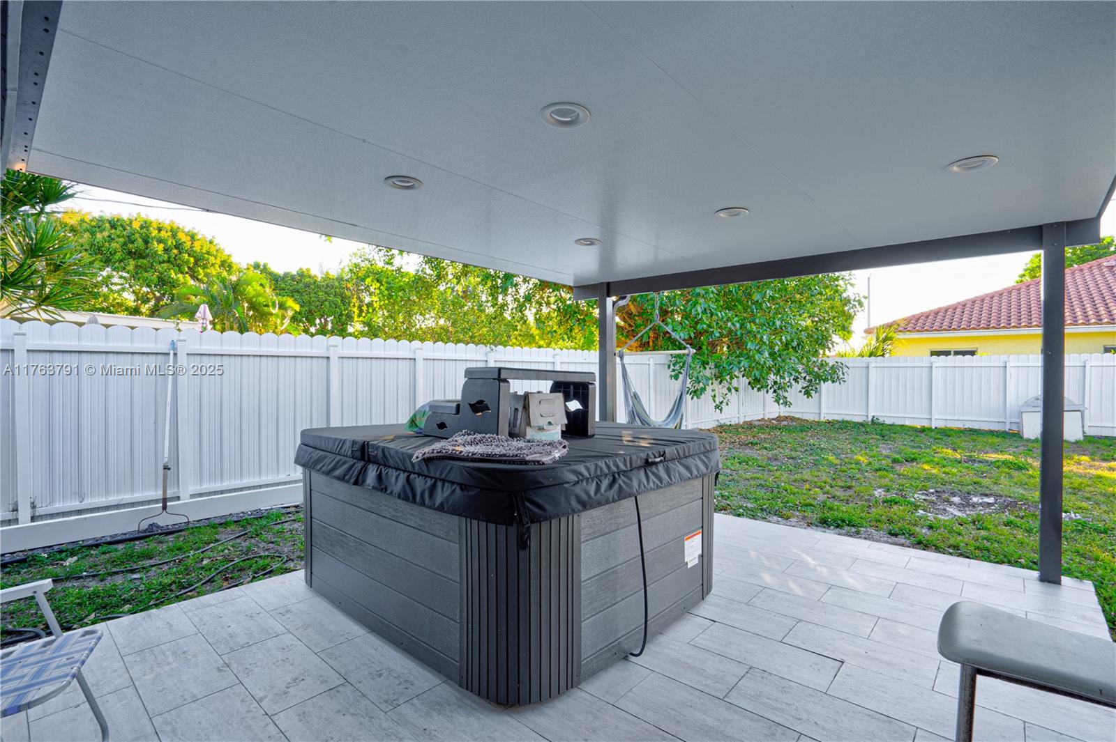 WESTFIELD AT WPB - Residential Lease