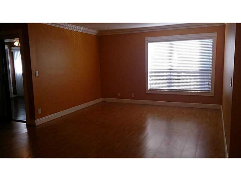 APARTMENT HAS 3 BEDROOMS AND A DEN/ OFFICE. COMPLETE UPDATED. NEW APPLIANCES. SECOND FLOOR. VERY BRIGHT AND CLEAN. SHOWS LIKE A MODEL. CLUBHOUSE WITH A OLYMPIC SIZED POOL, GYM, HOT TUB, PLAYGROUND. PER ASSOCIATION TENANT MUST HAVE A CREDIT SCORE 680 OR HI GHER. WATER AND BASIC CABLE IS INCLUDED IN THE RENT. TO MOVE IN NEED FIRST RENT AND SECURITY DEPOSIT ONLY