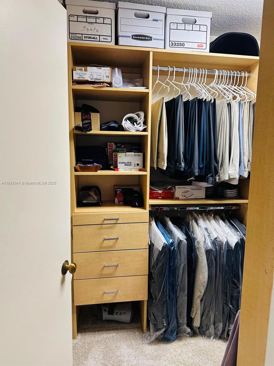 THE TOWERS OF QUAYSIDE CO - Residential