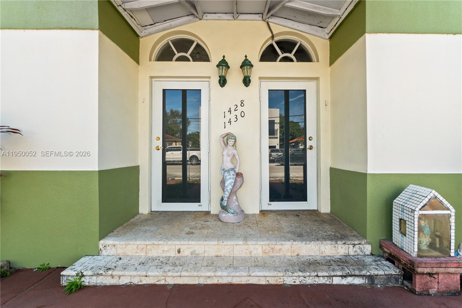 OSCEOLA GROVES - Residential Income