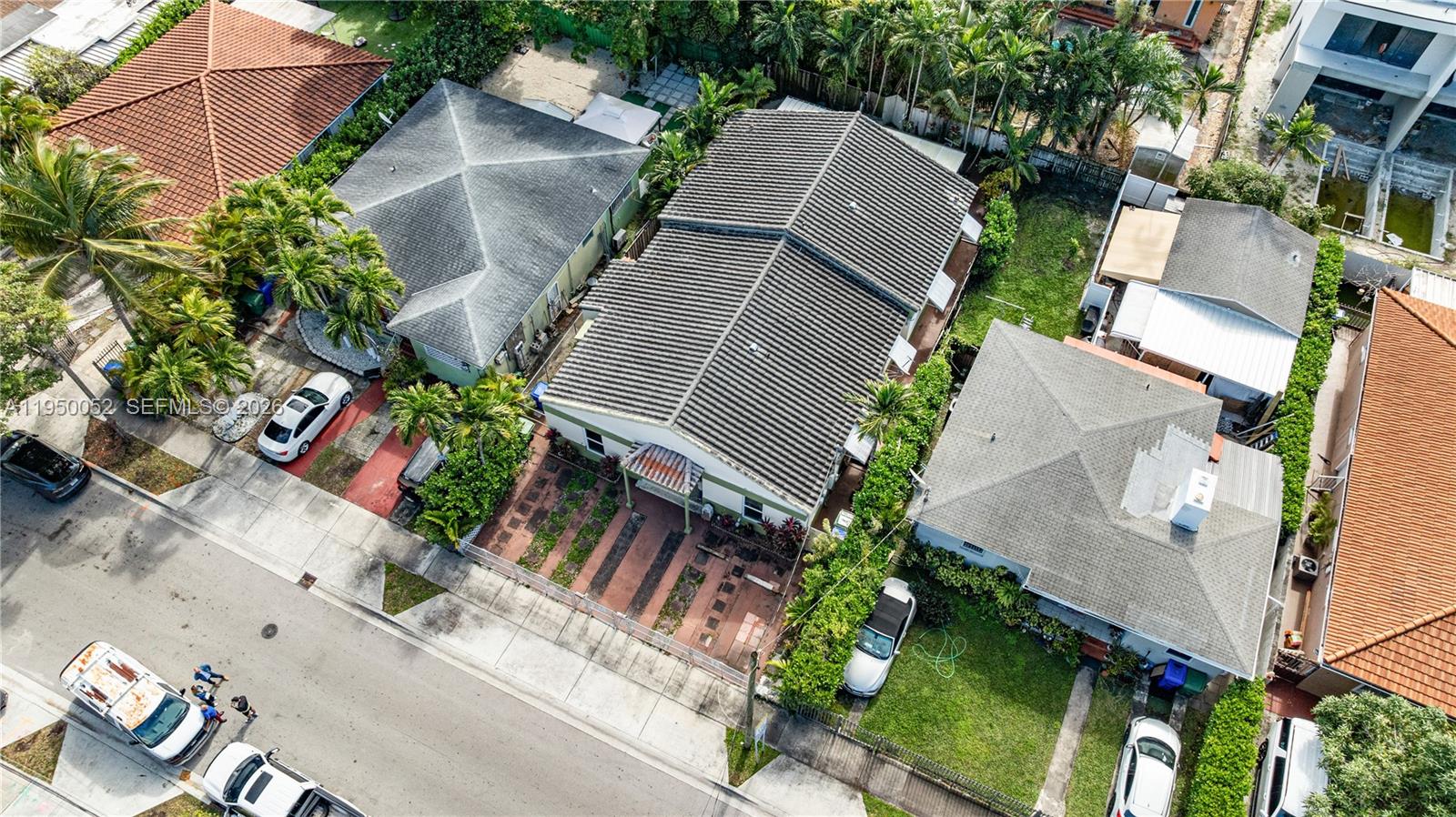 OSCEOLA GROVES - Residential Income