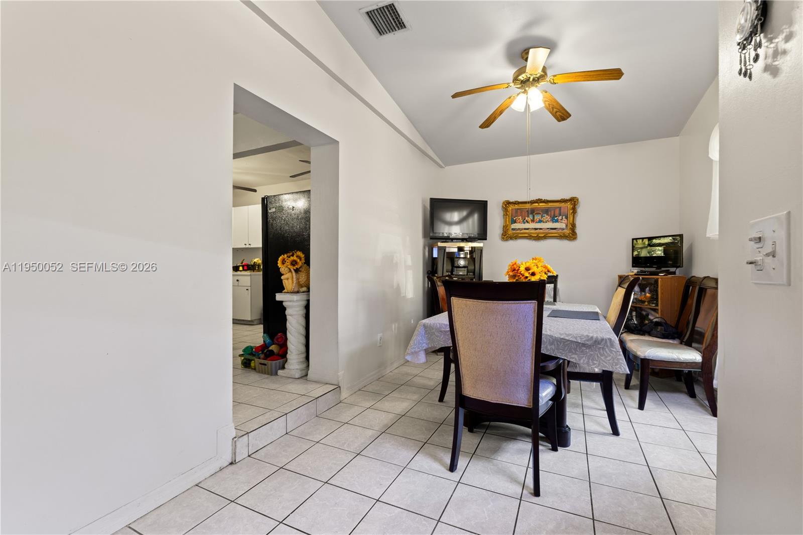 OSCEOLA GROVES - Residential Income