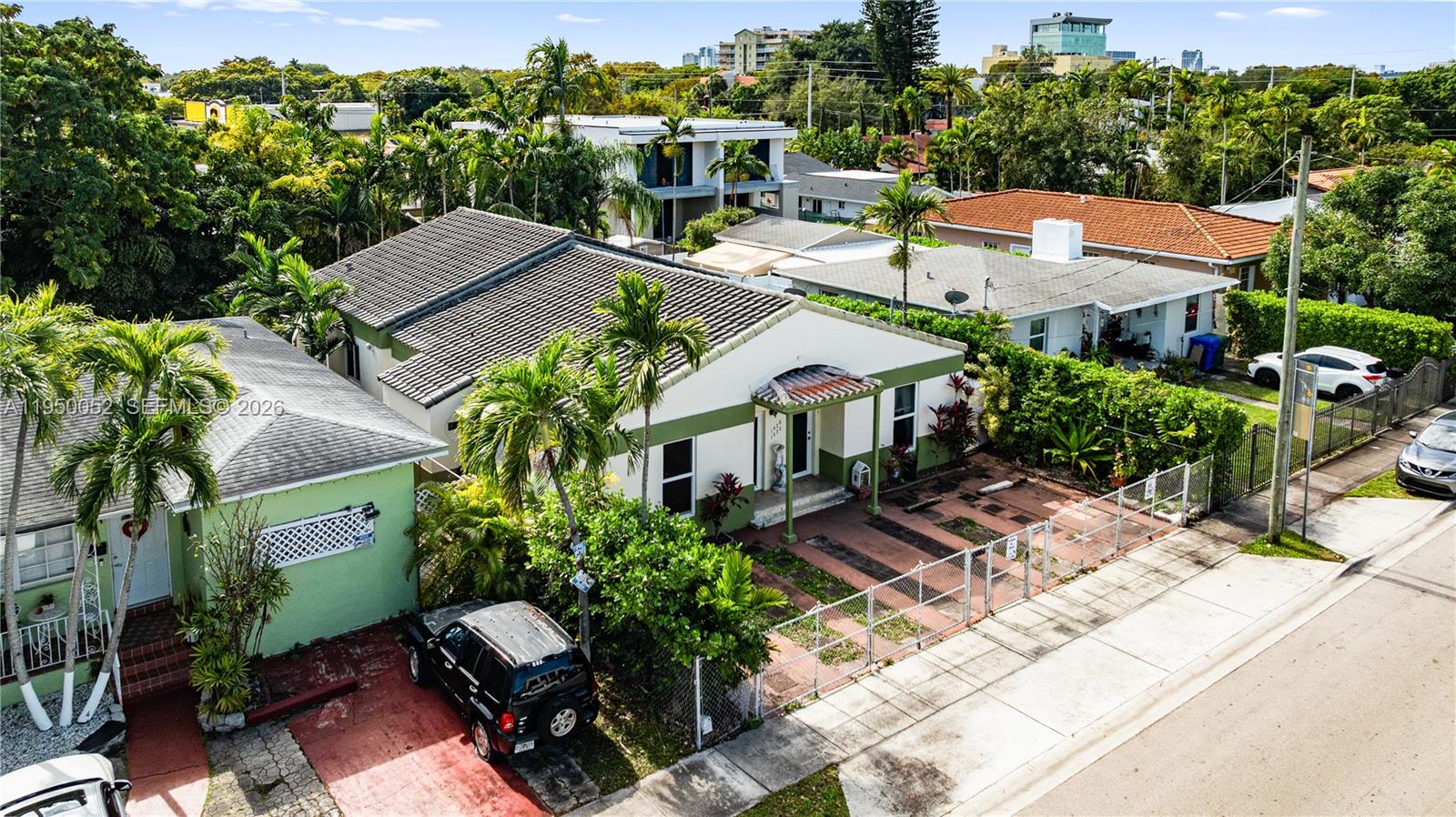 OSCEOLA GROVES - Residential Income