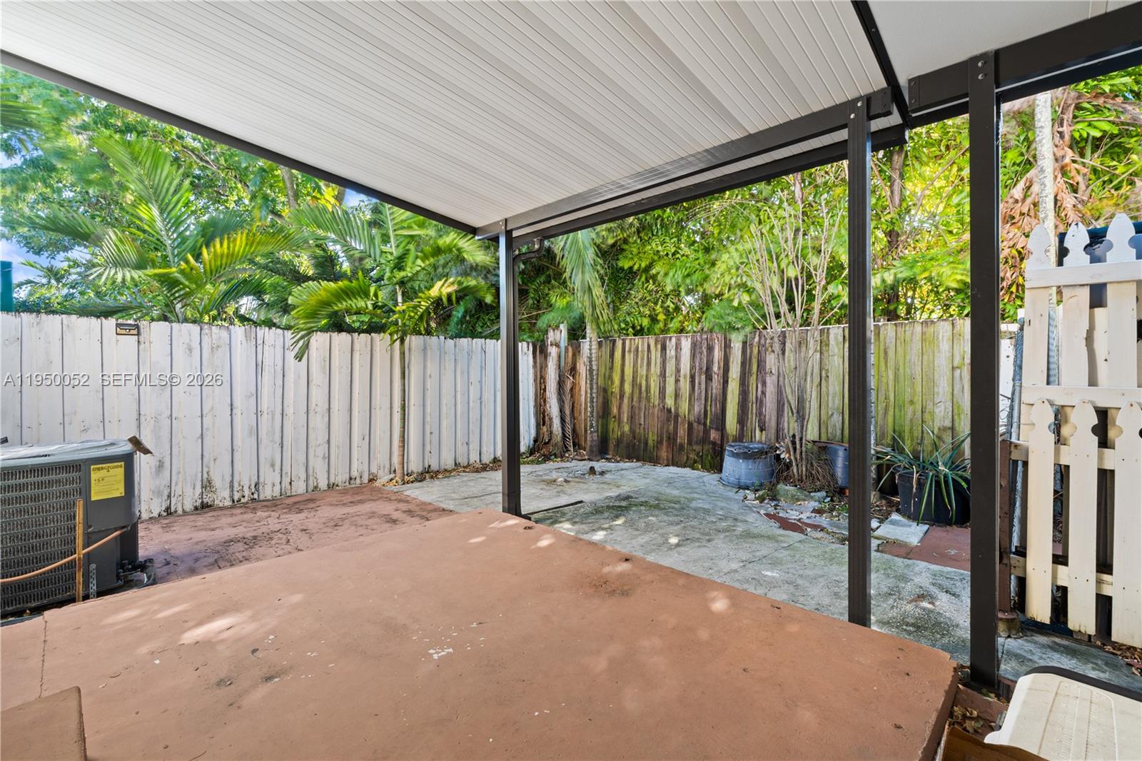 OSCEOLA GROVES - Residential Income