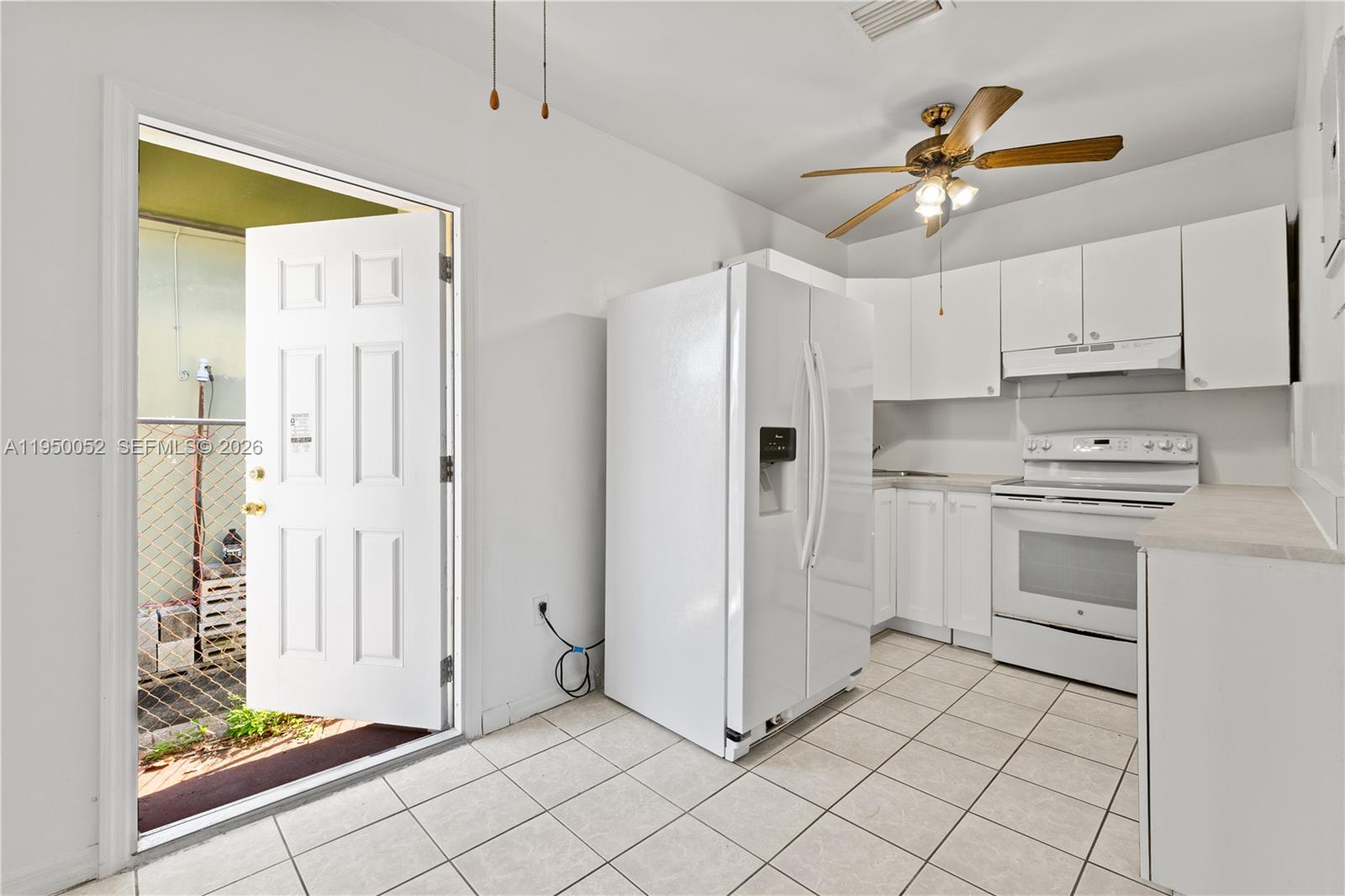 OSCEOLA GROVES - Residential Income