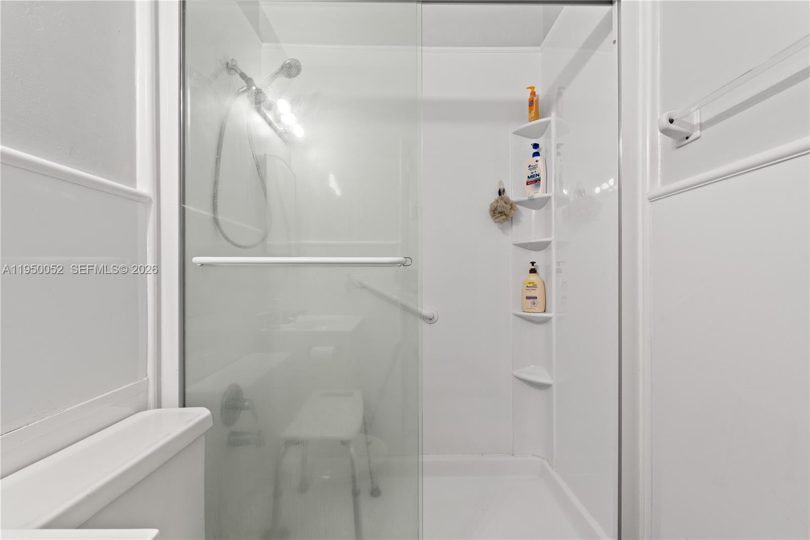 OSCEOLA GROVES - Residential Income