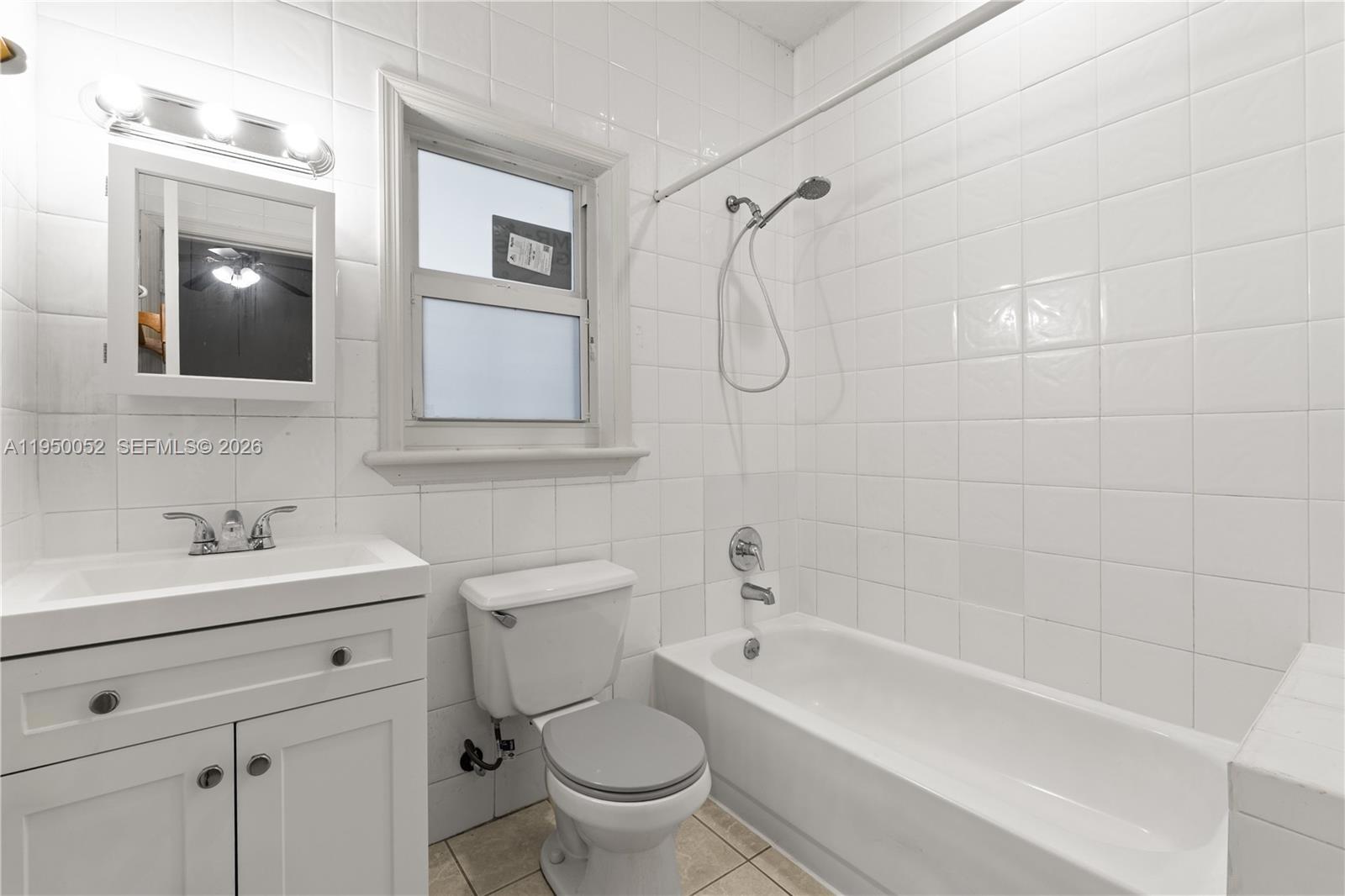 OSCEOLA GROVES - Residential Income