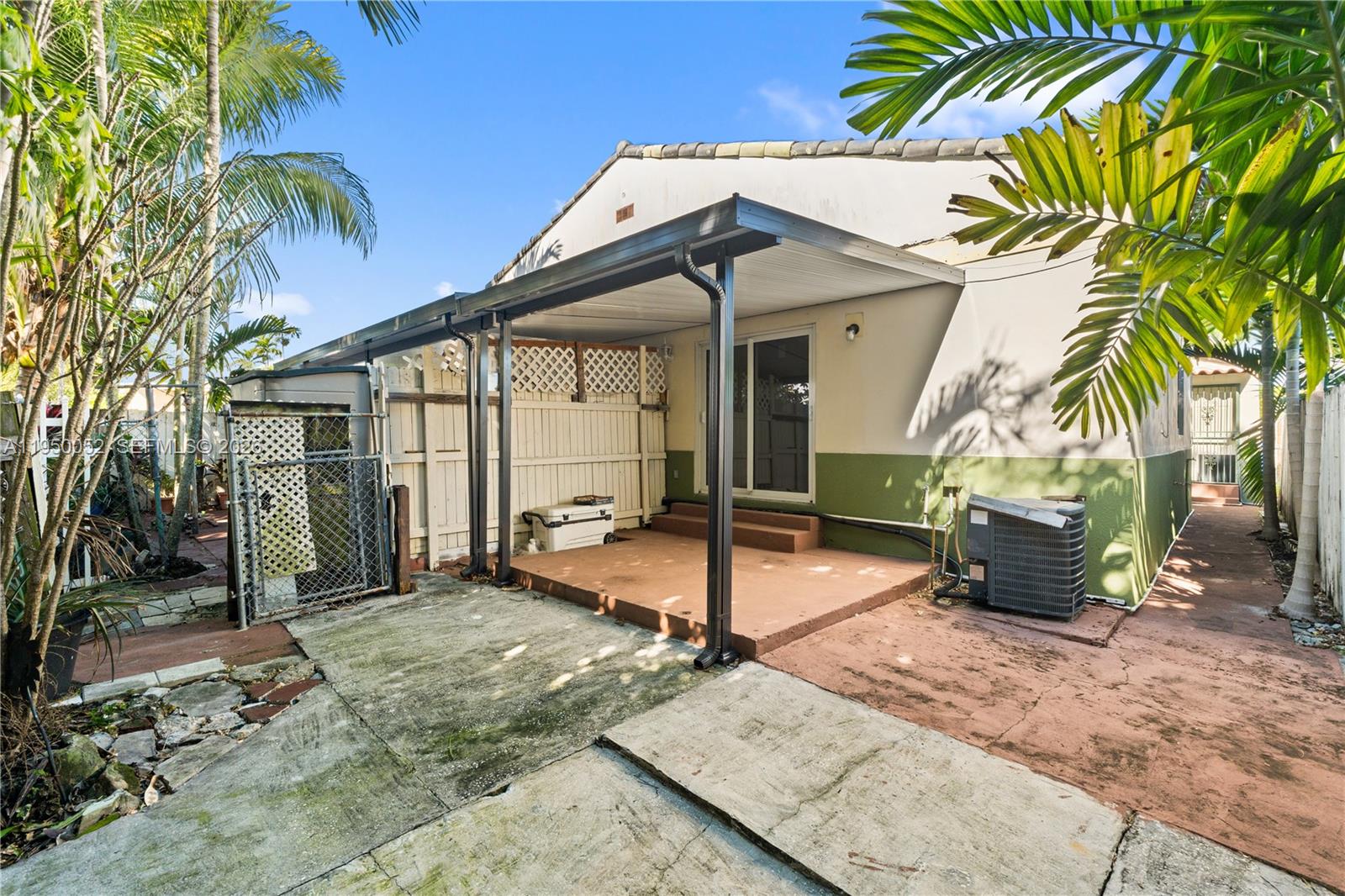 OSCEOLA GROVES - Residential Income