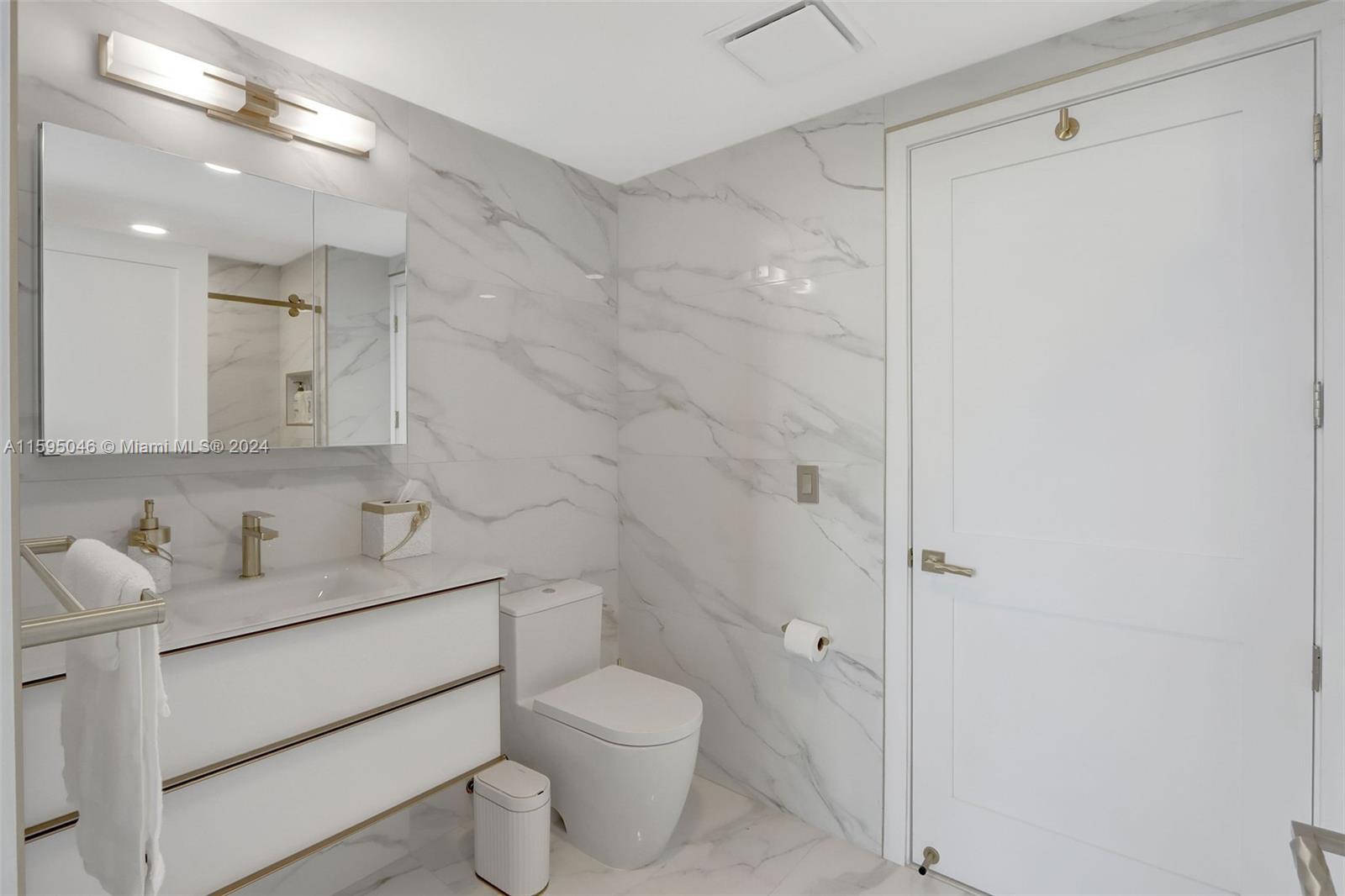 5252 PASEO CONDO - Residential