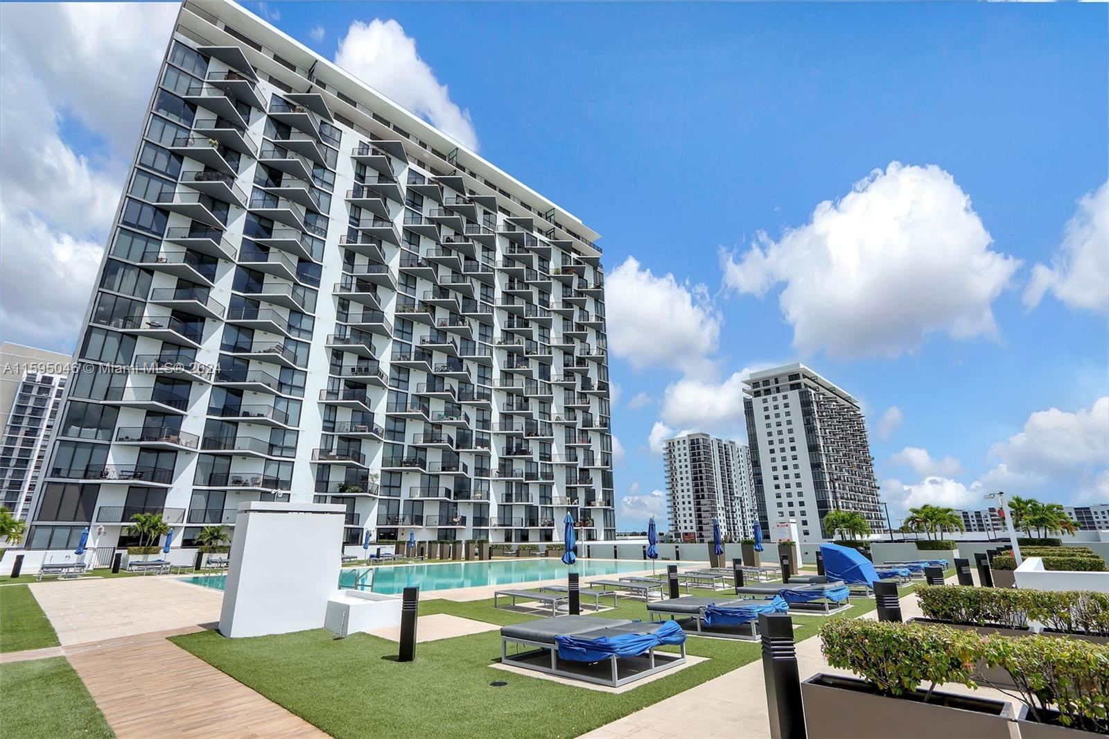 5252 PASEO CONDO - Residential