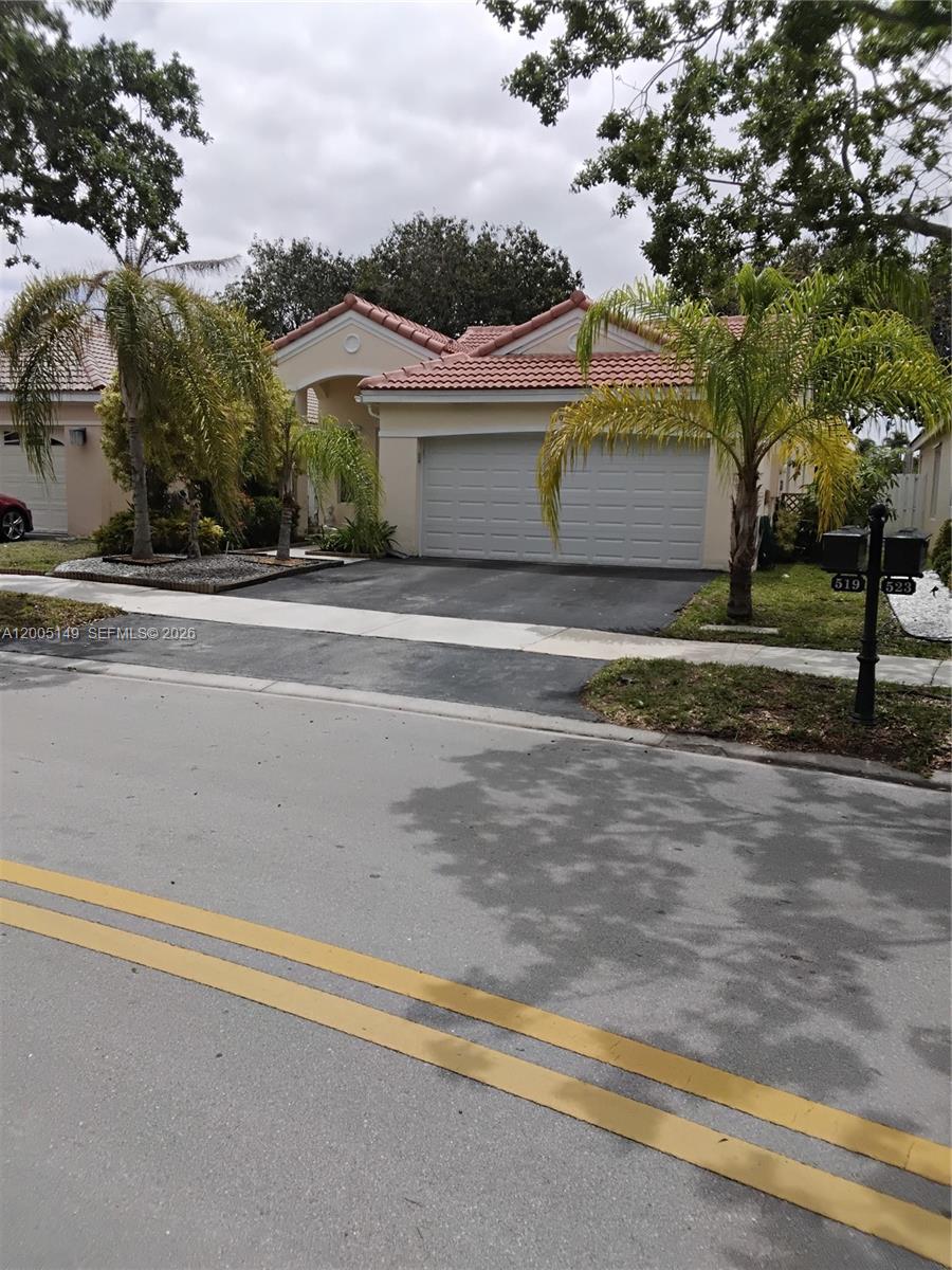 519 Talavera Rd