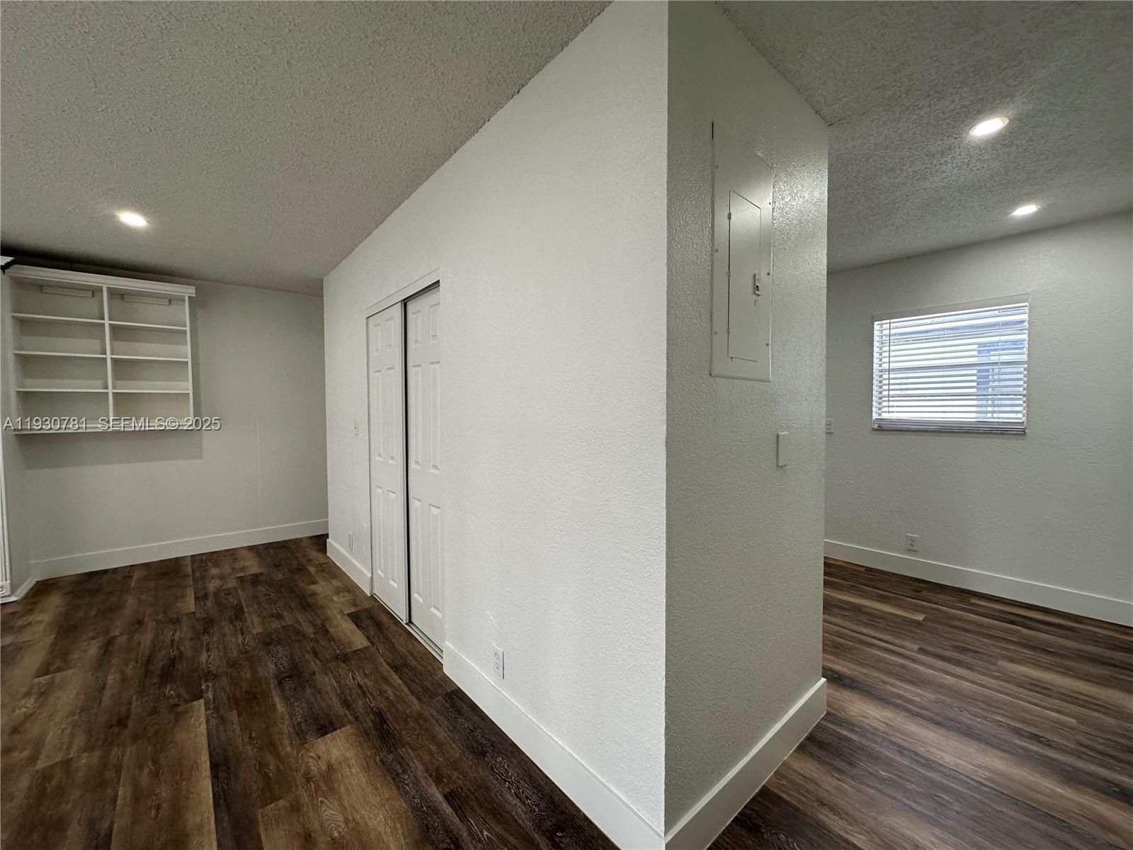 TOWN OF HALLANDALE B-13 - Residential Lease