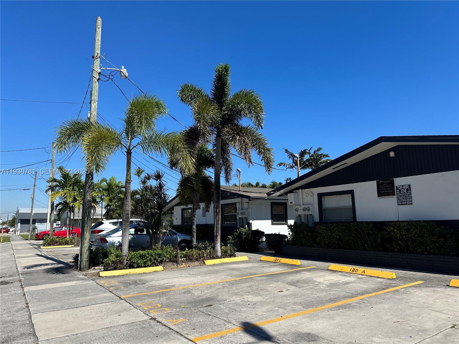 TOWN OF HALLANDALE B-13 - Residential Lease
