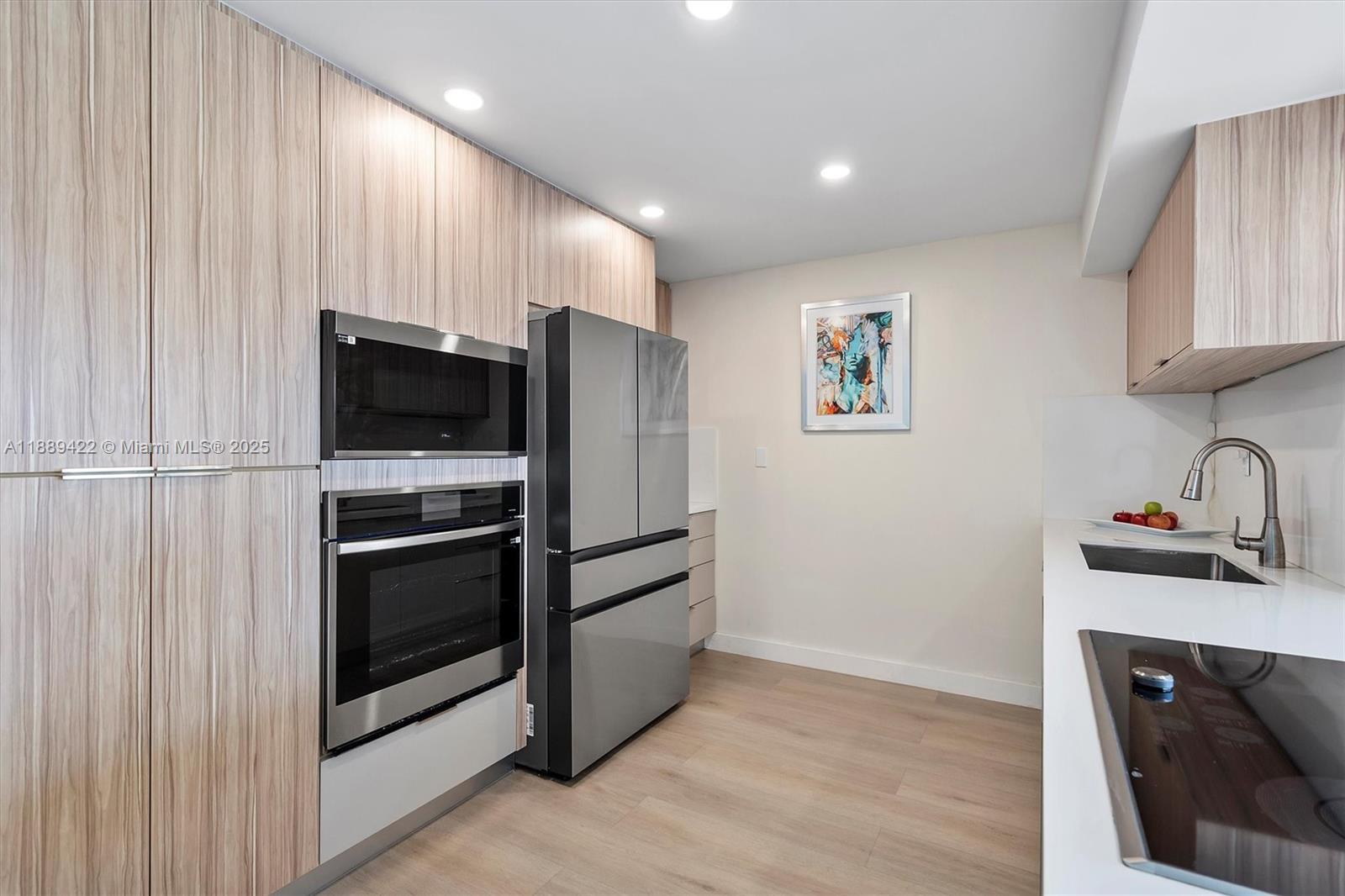 TOWERS OF OCEANVIEW SOUTH - Residential