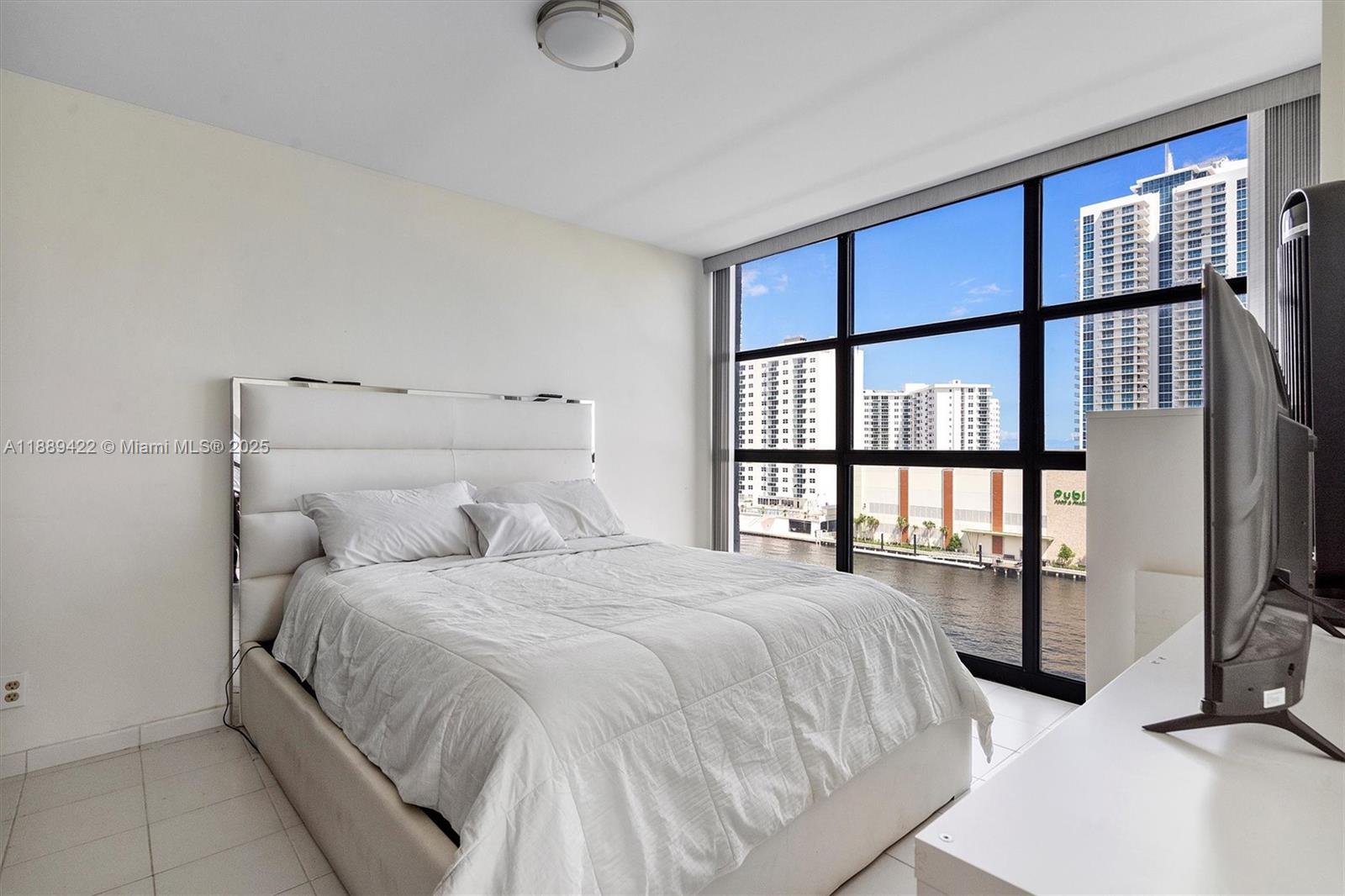 TOWERS OF OCEANVIEW SOUTH - Residential