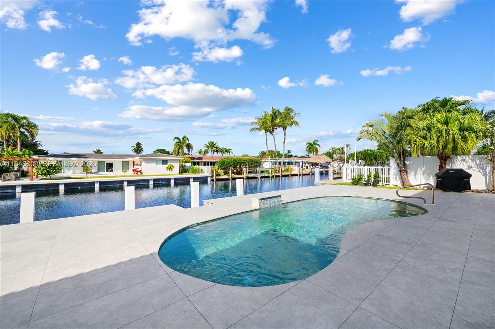 IMPERIAL POINT 4TH SEC - Residential