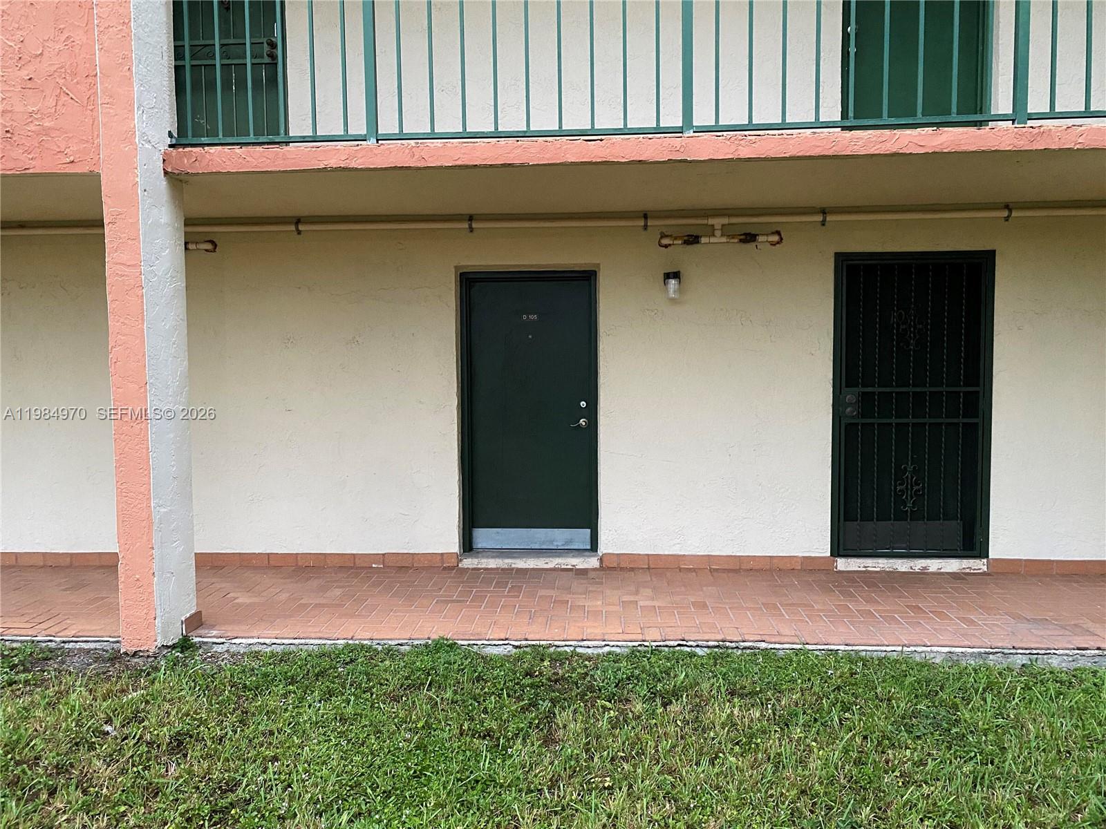 CASTILLIAN CLUB CONDO - Residential