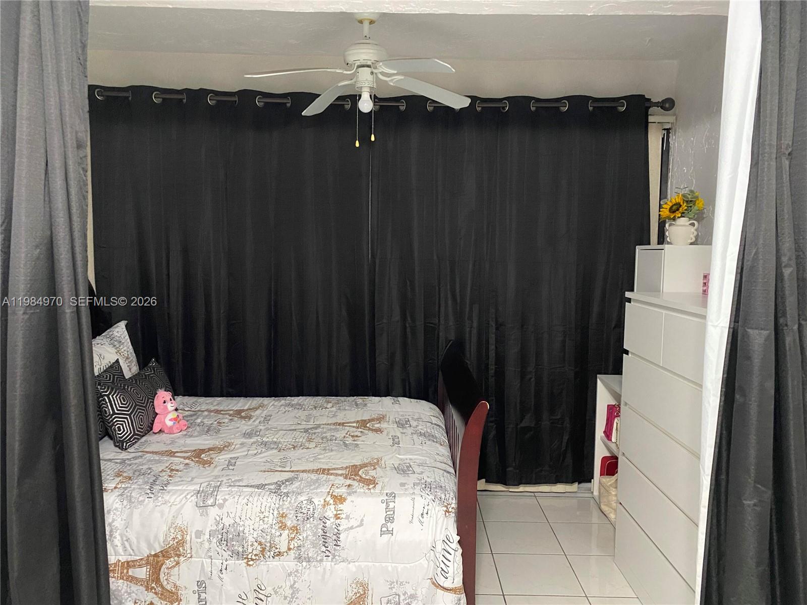 CASTILLIAN CLUB CONDO - Residential