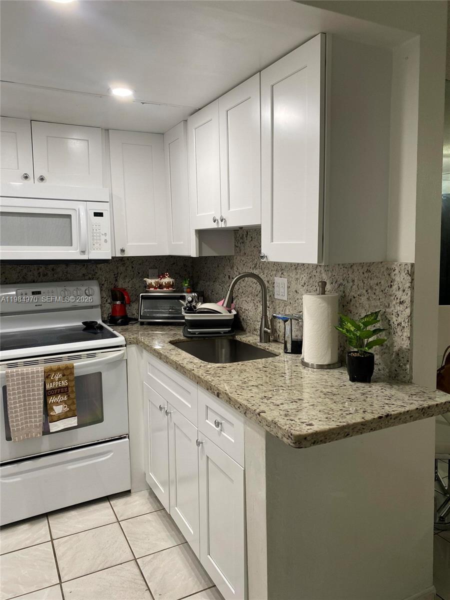 CASTILLIAN CLUB CONDO - Residential