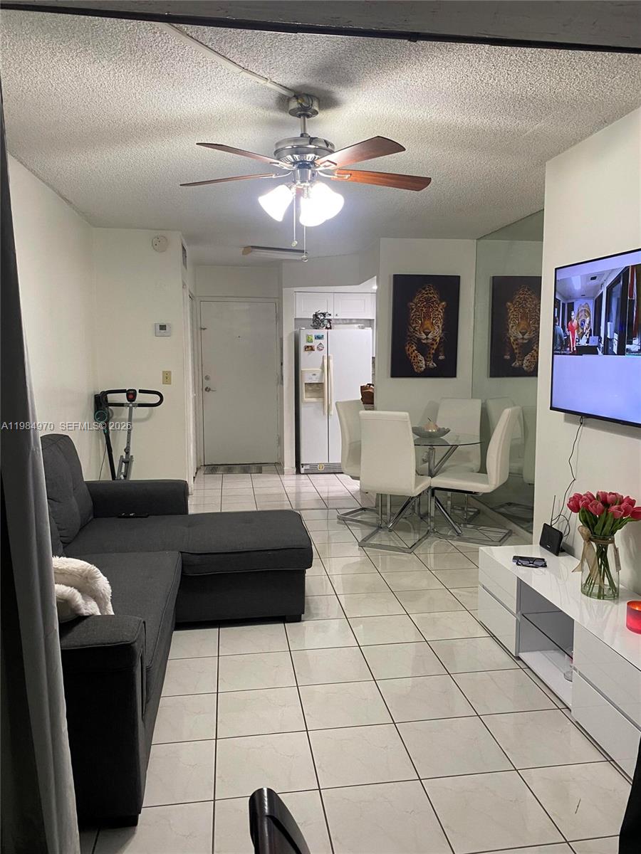 CASTILLIAN CLUB CONDO - Residential