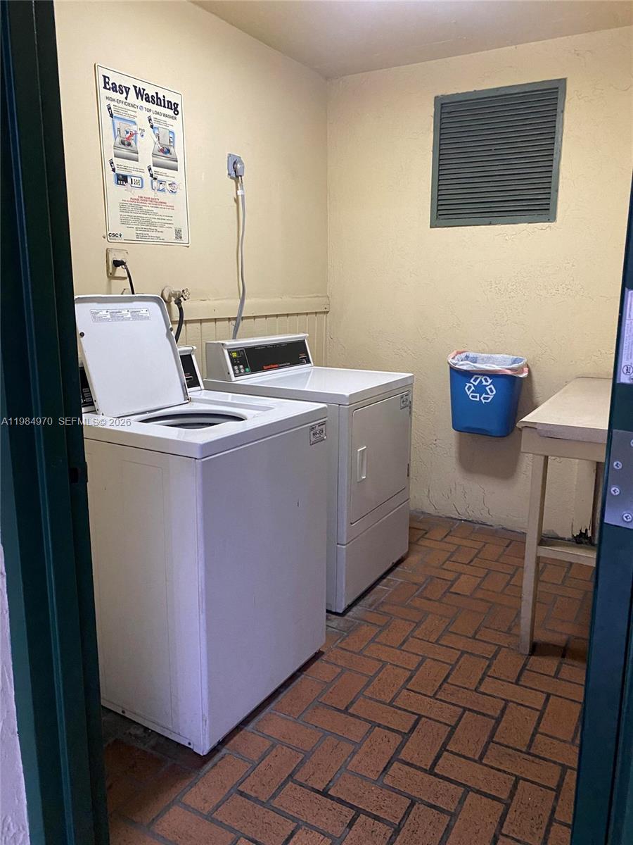 CASTILLIAN CLUB CONDO - Residential