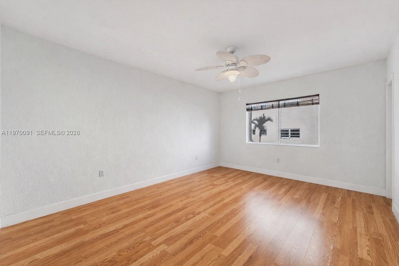 EVENING STAR CONDO - Residential