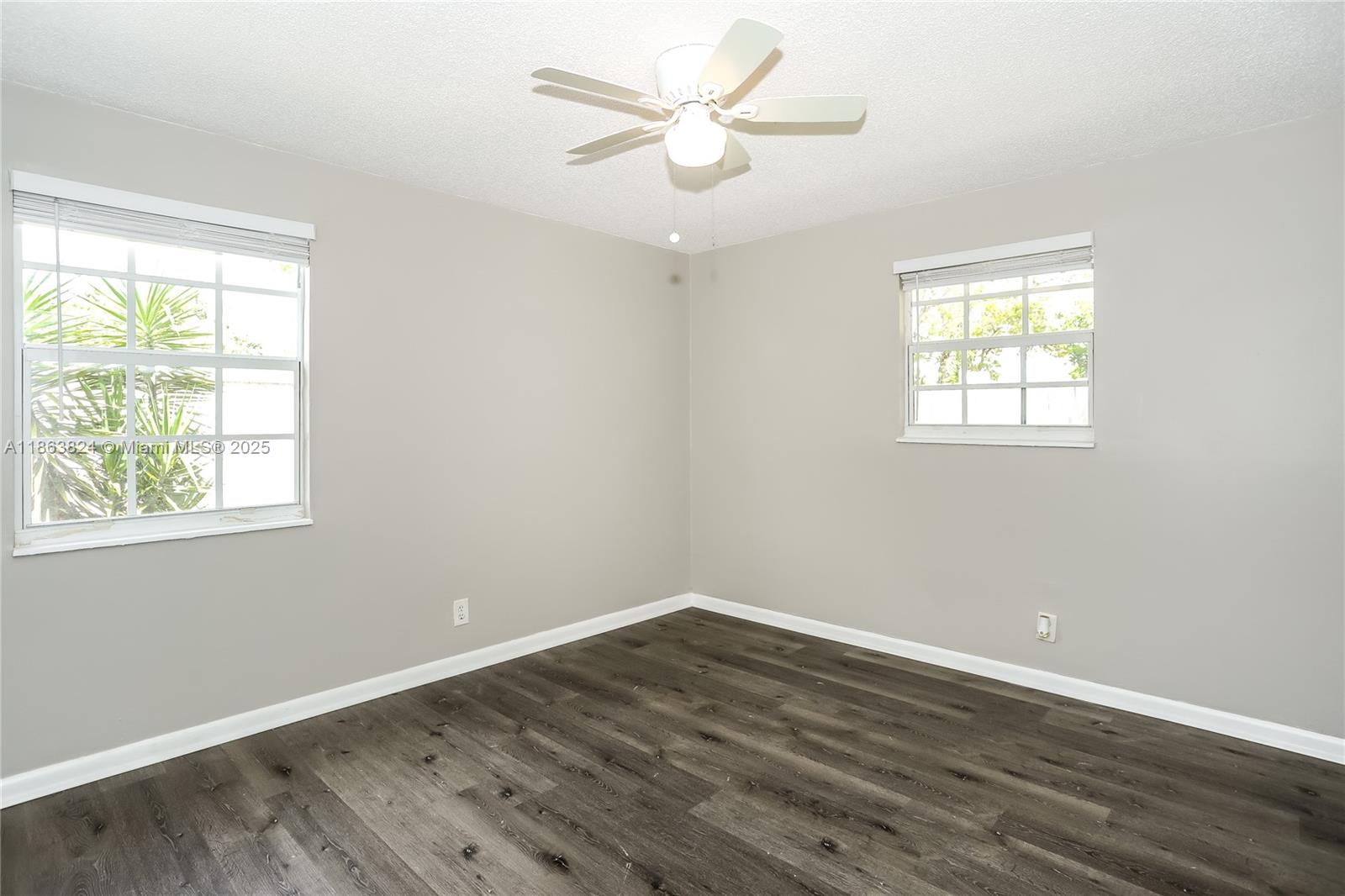 NORTH ANDREWS GARDENS FIR - Residential Lease