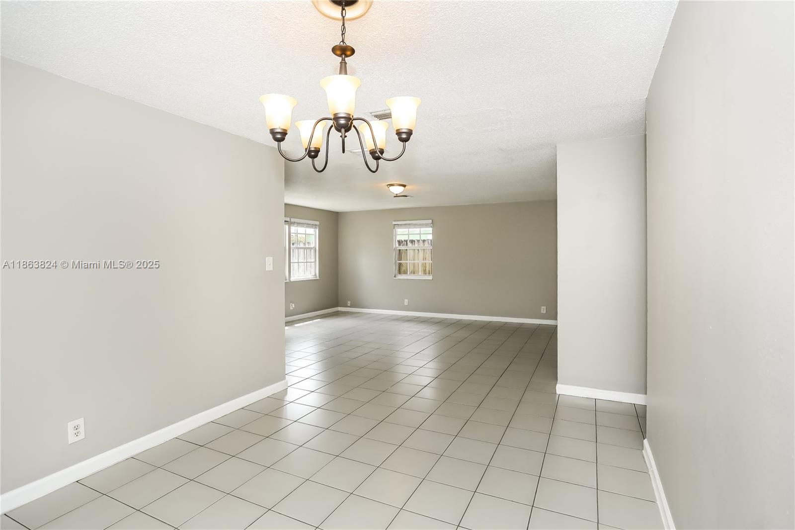 NORTH ANDREWS GARDENS FIR - Residential Lease