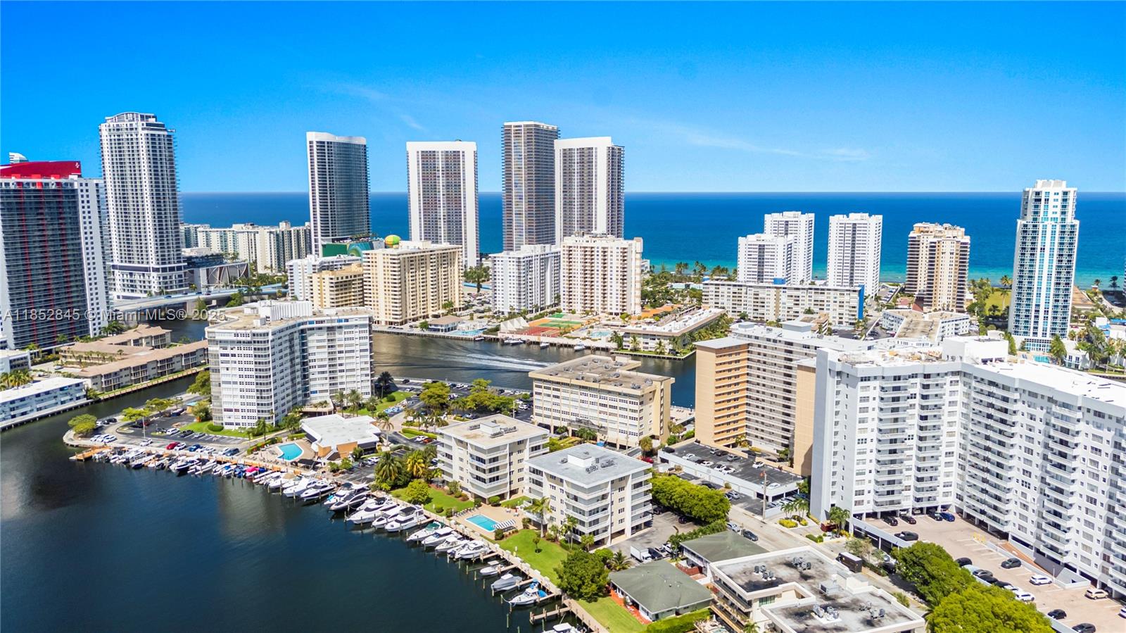 GOLDEN ISLES TOWERS CONDO - Residential