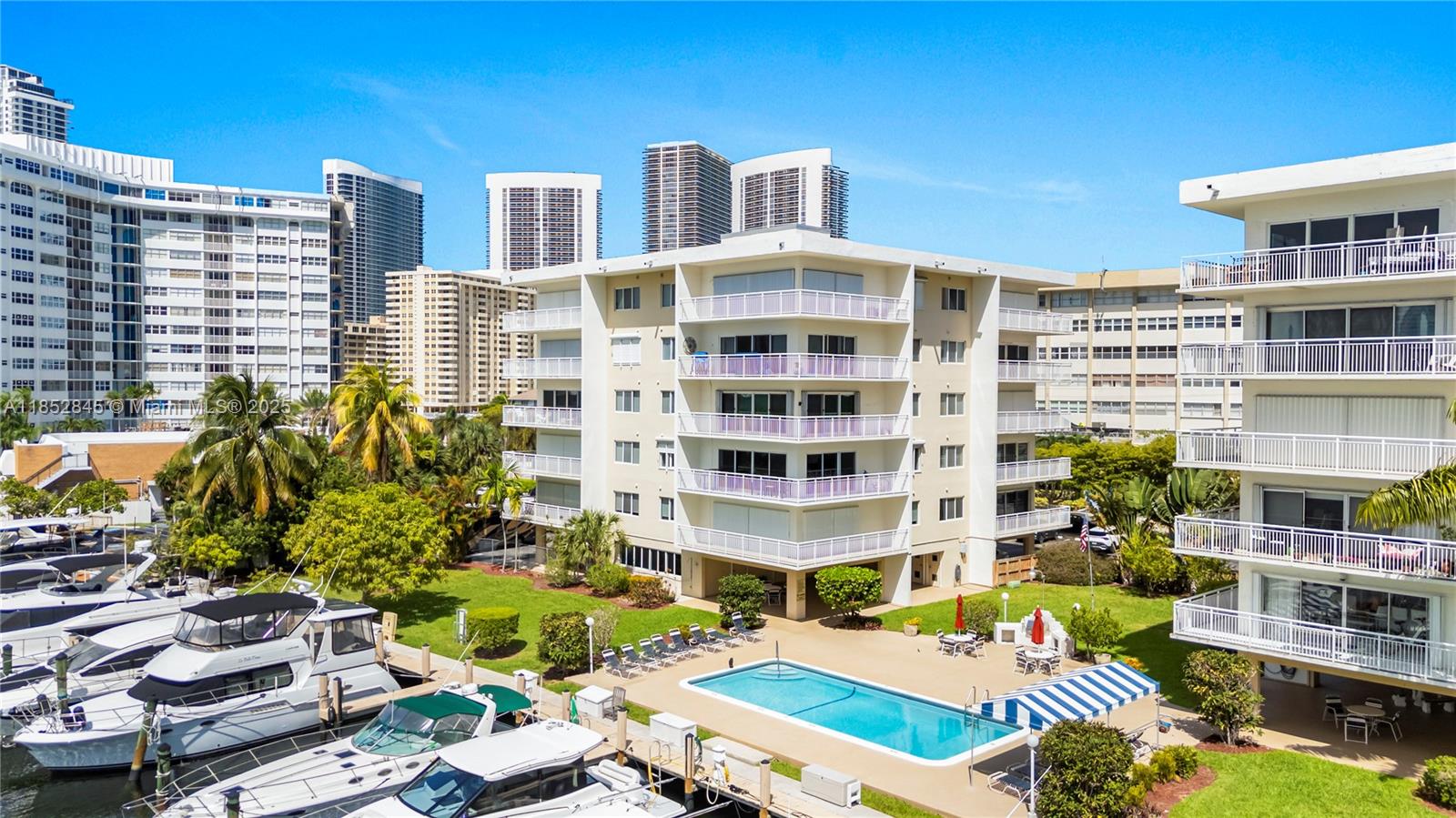 GOLDEN ISLES TOWERS CONDO - Residential