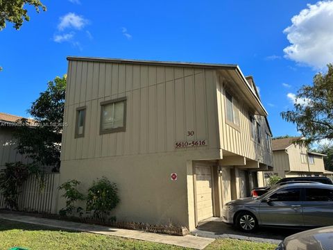 5616 NW 21st St 30-E Lauderhill FL 33313
