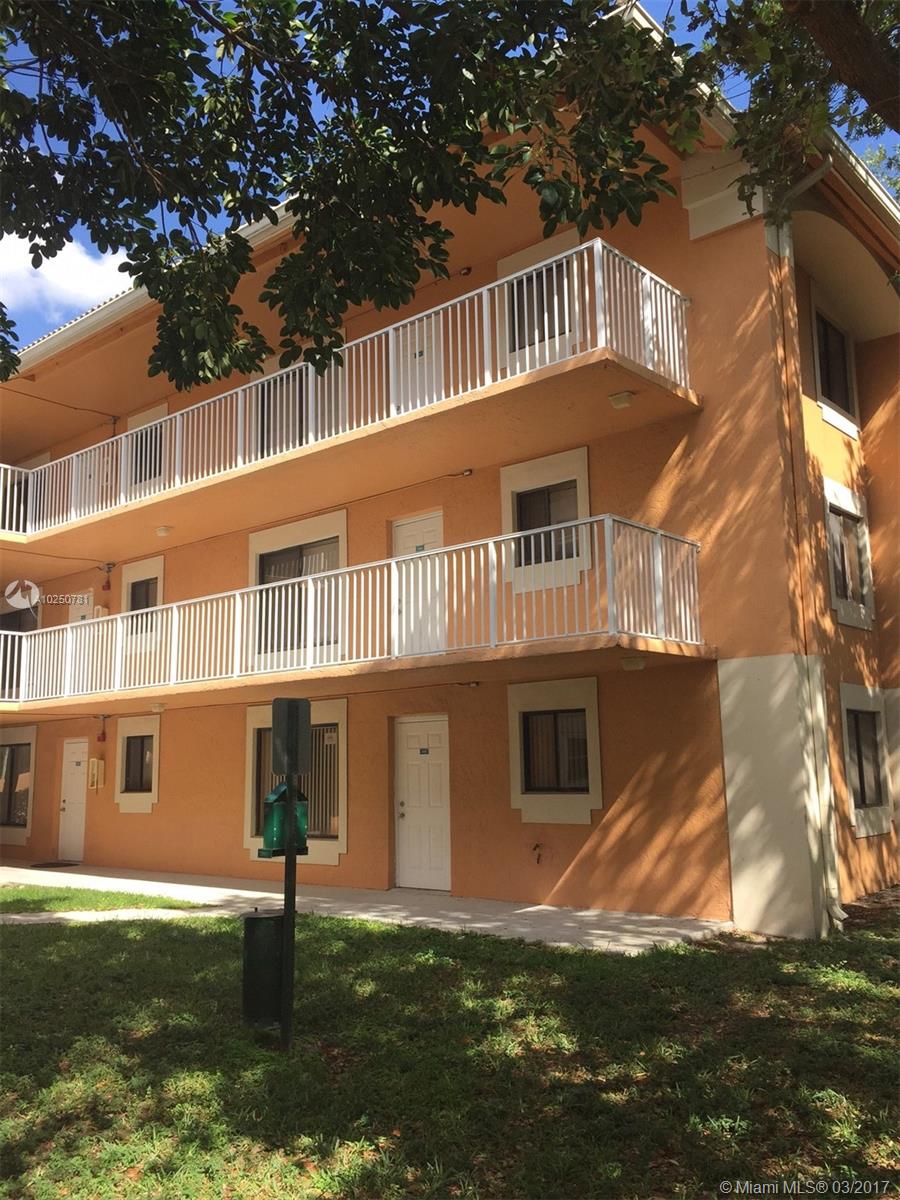 Courtyards at Davie Condo - Residential Lease