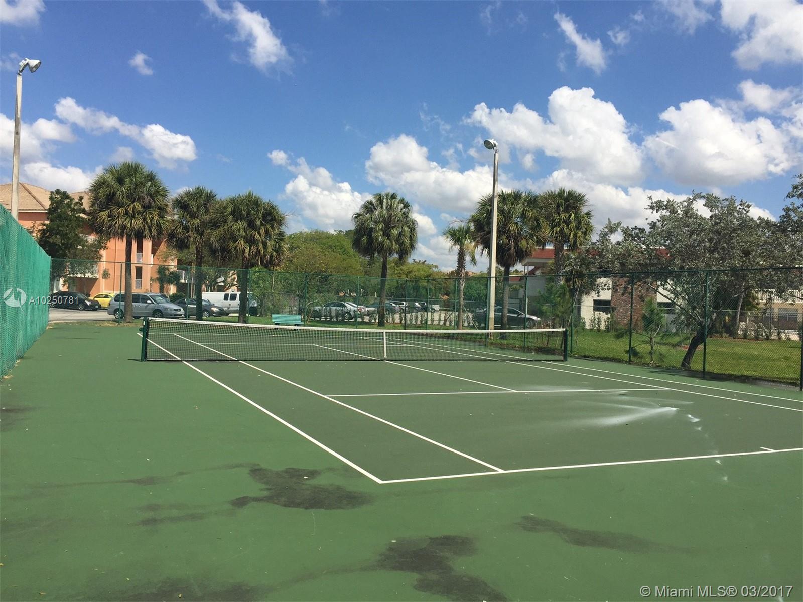 Courtyards at Davie Condo - Residential Lease