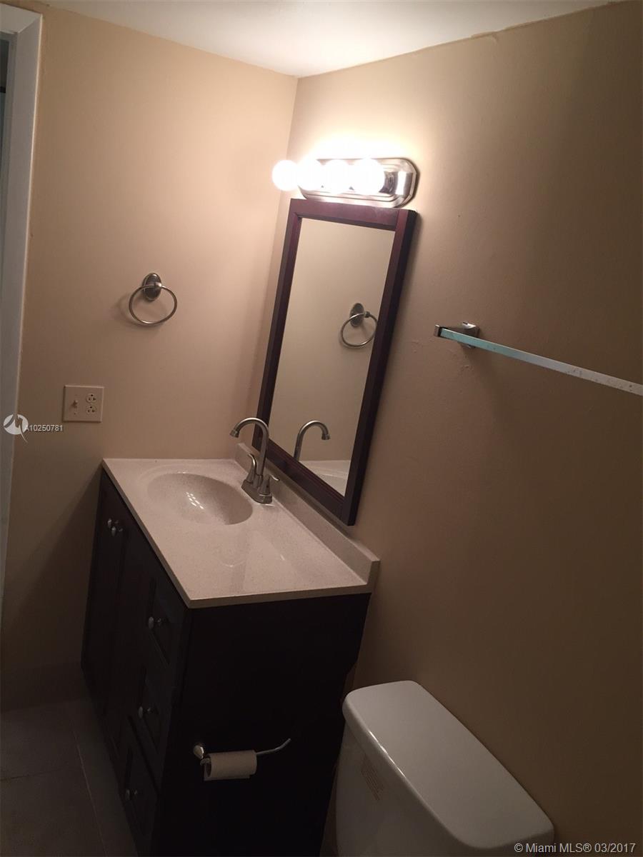 Courtyards at Davie Condo - Residential Lease