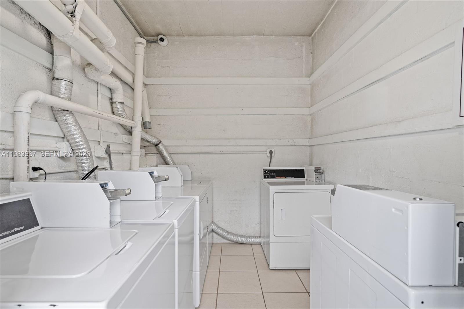 RIVE MARSEILLES CONDO - Residential