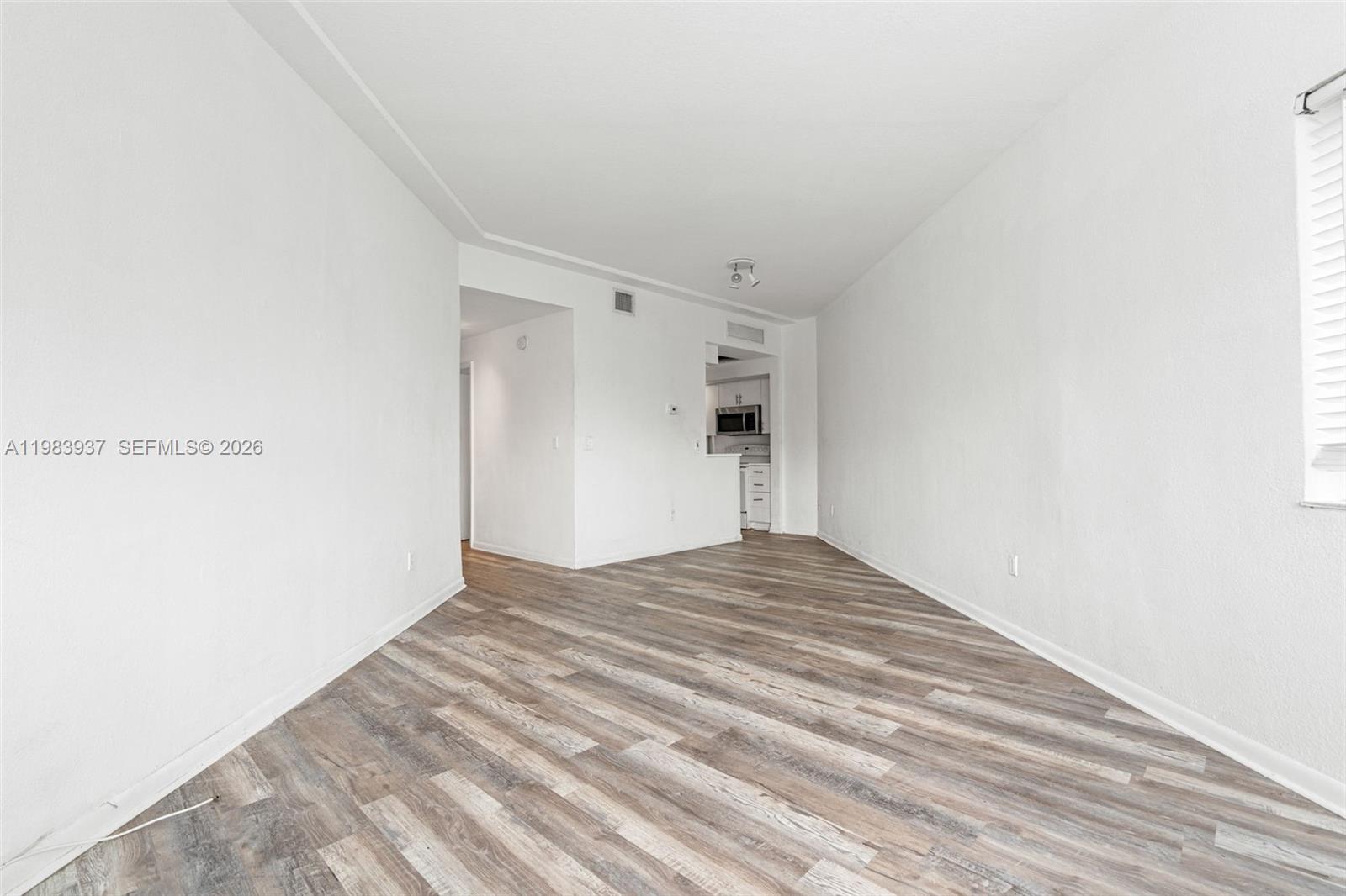 RIVE MARSEILLES CONDO - Residential