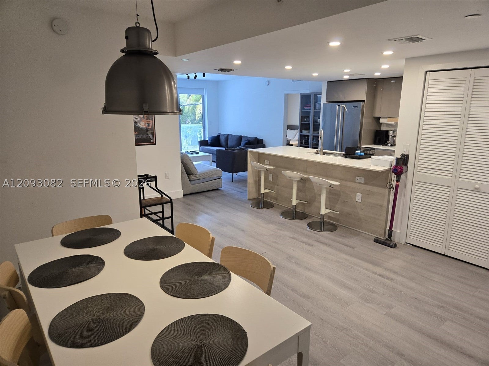 13800 Highland Dr 207, North Miami Beach, FL, 33181/$515,000 3 13800 Highland Dr 207