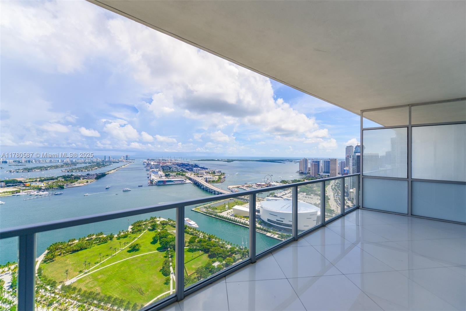 Rental Property at 1100 Biscayne Blvd 5204, Miami, Broward County, Florida - Bedrooms: 2 
Bathrooms: 3  - $5,500 MO.
