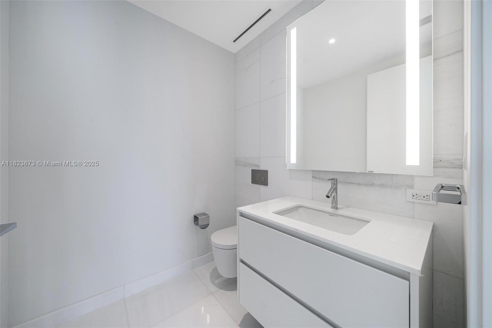 Aston Martin Residences - Residential