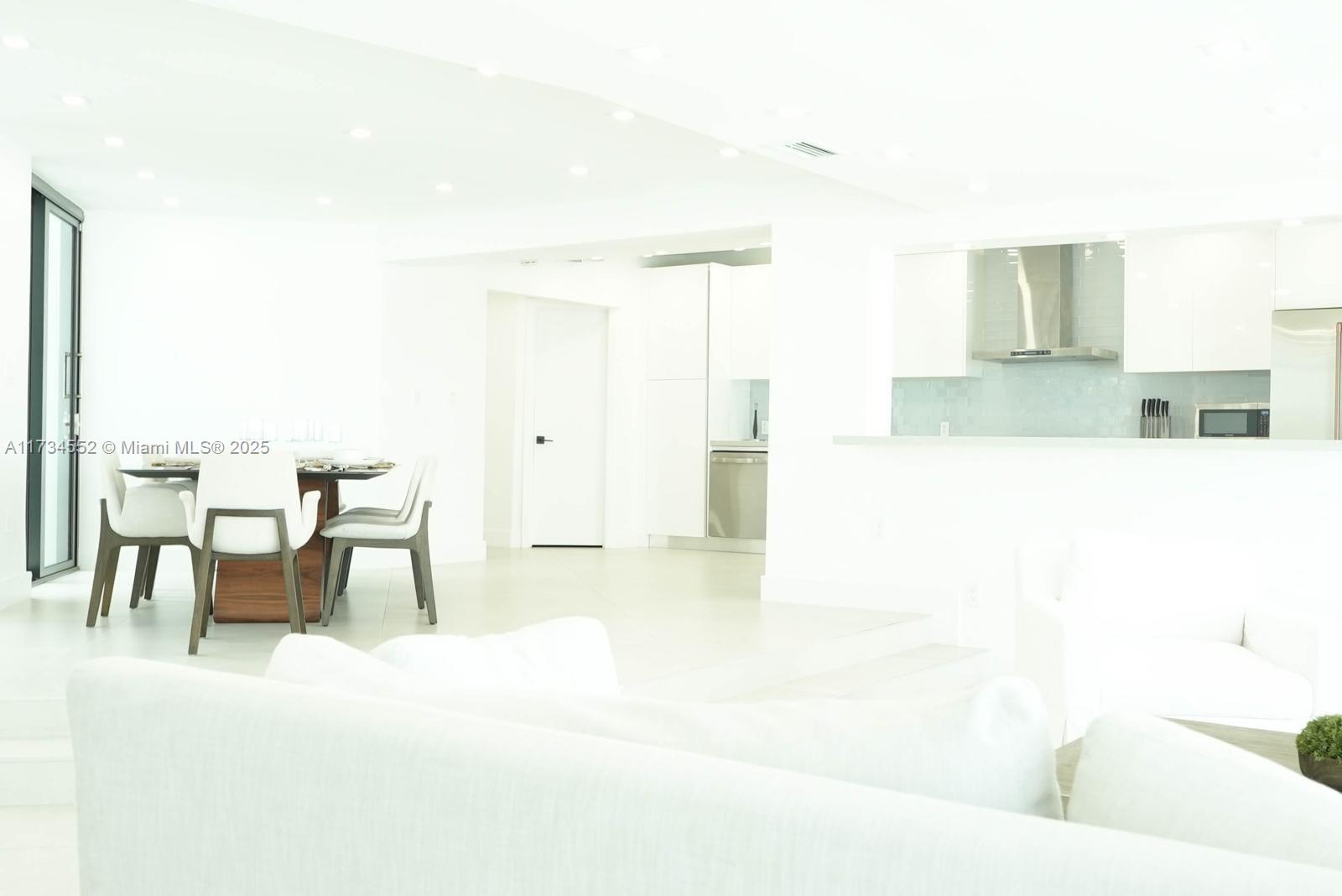 NORTH BAY ISLAND - Residential