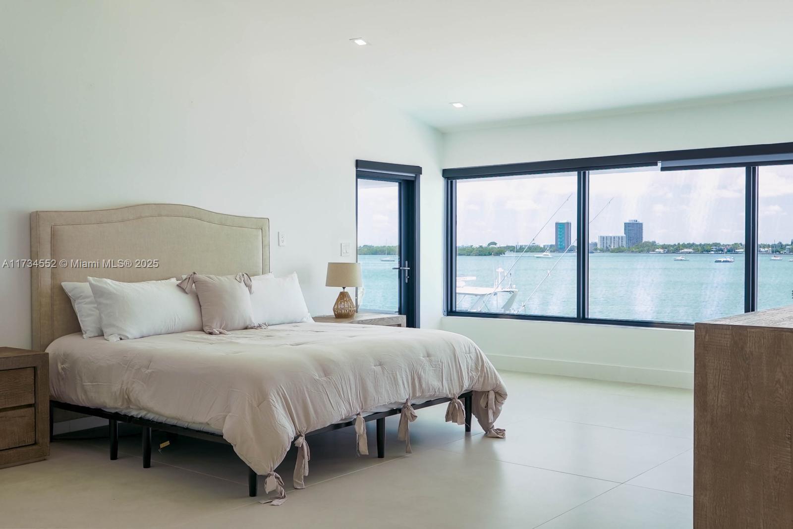 NORTH BAY ISLAND - Residential