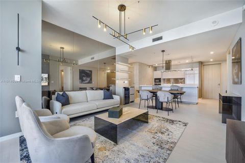 1000 Brickell Plz PH5006 Miami FL 33131