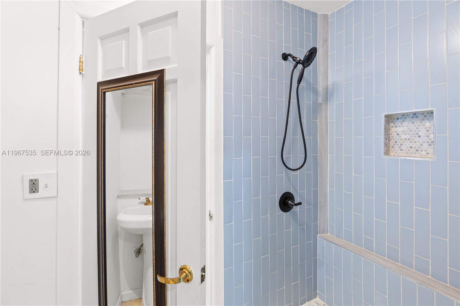 SAN JACINTO - Residential