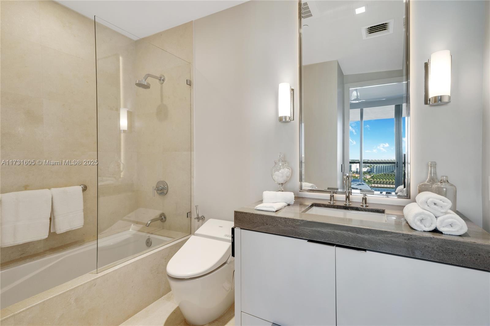 BAL HARBOUR NORTH SOUTH C - Residential Lease