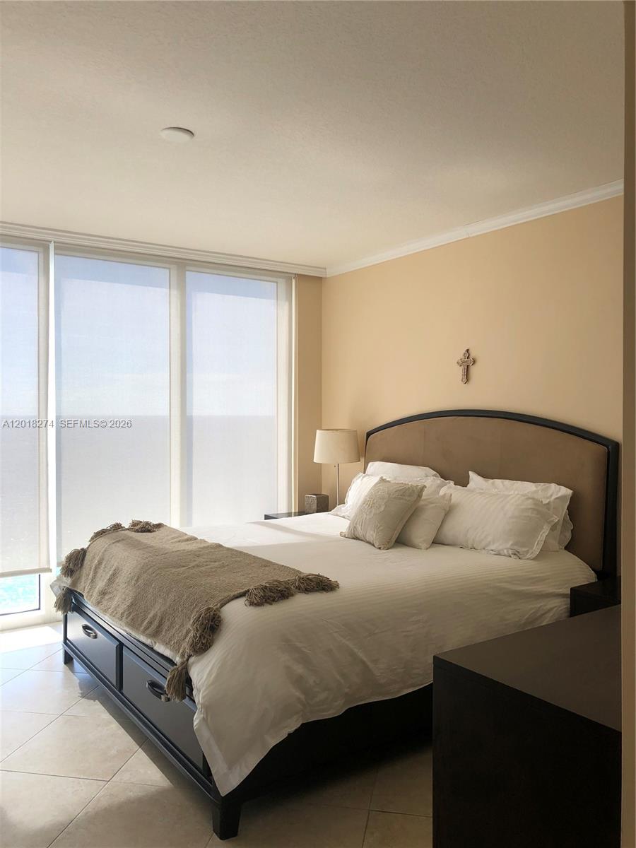Properties 3 16699 Collins Ave 2003