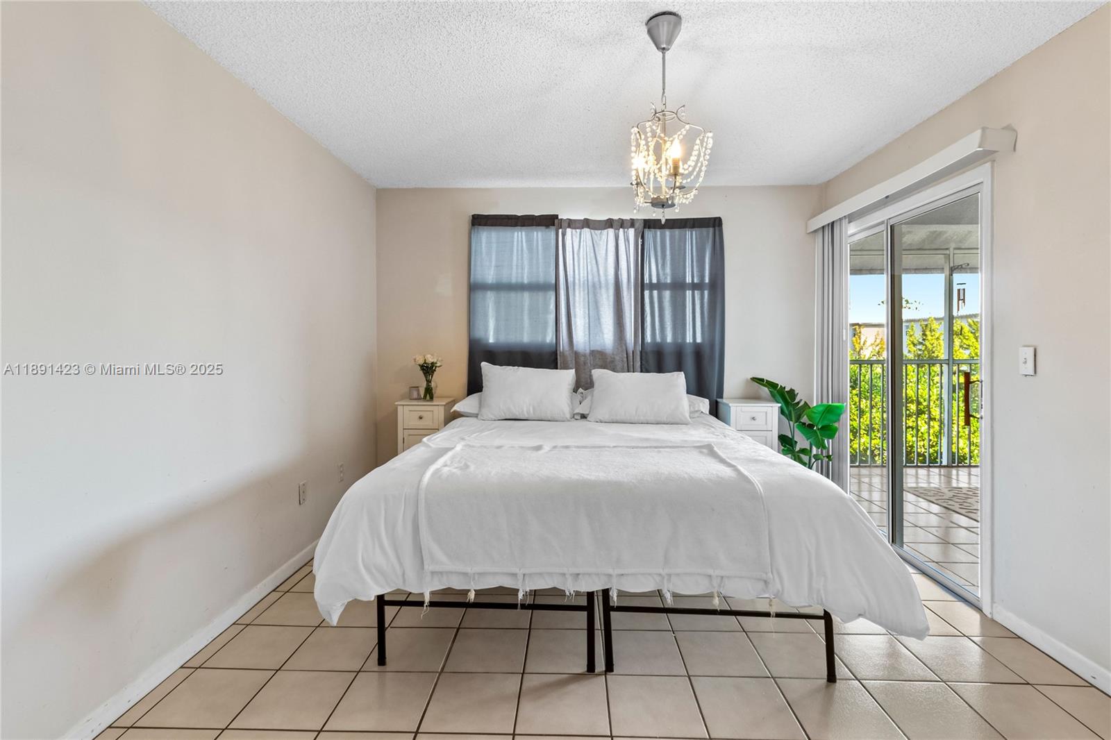 KEYS GATE CONDO NO THREE - Residential
