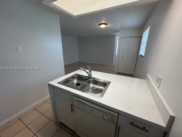 KEYS GATE CONDO NO THREE - Residential