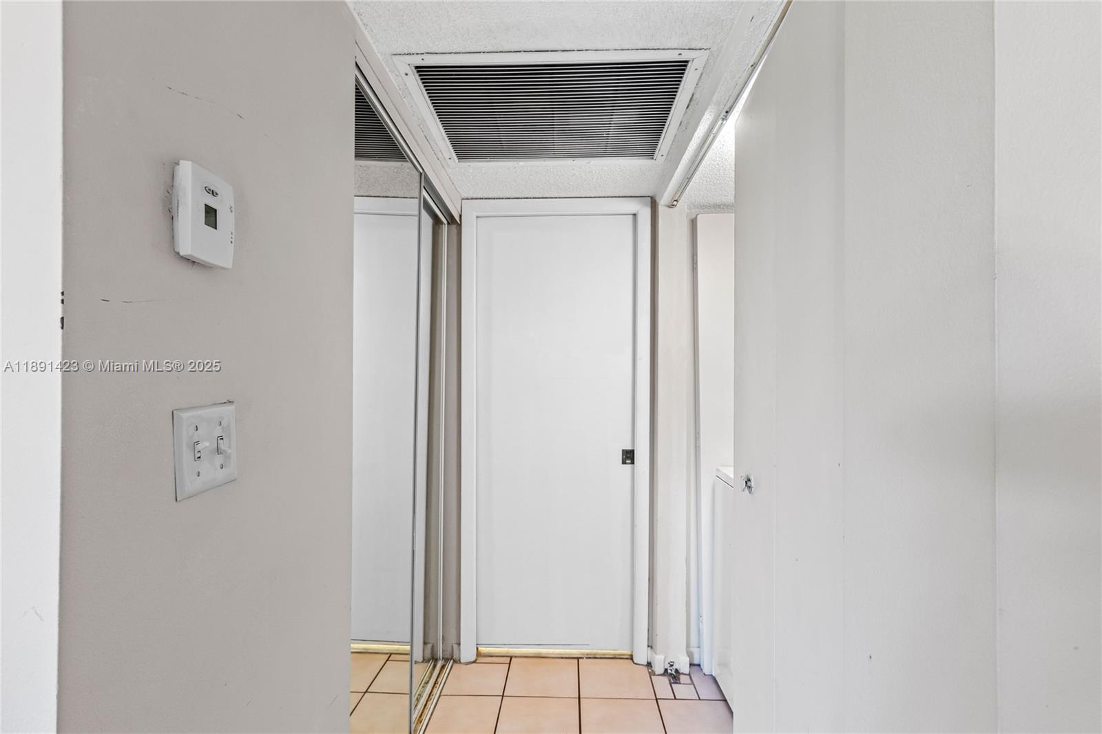 KEYS GATE CONDO NO THREE - Residential
