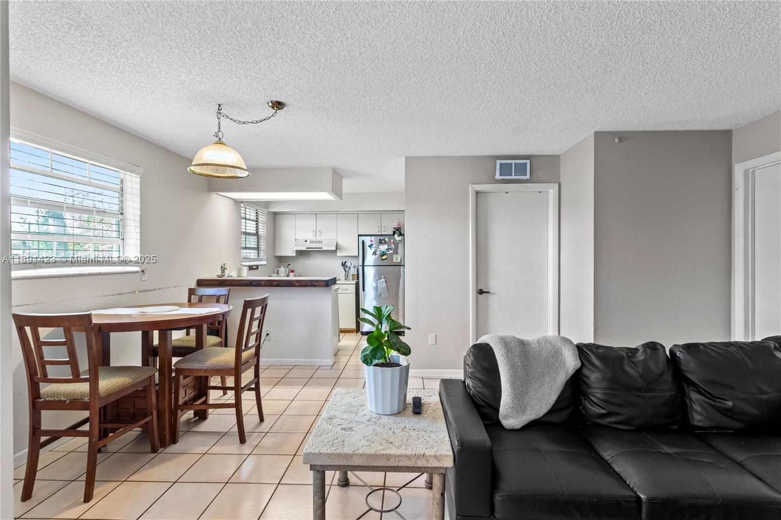 KEYS GATE CONDO NO THREE - Residential